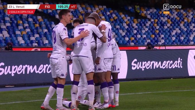 Fiorentina upokorzyła Napoli w Pucharze Włoch! Debiut Piątka, trzy czerwone kartki, siedem goli [WIDEO]