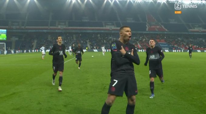 Spokojne zwycięstwo PSG. Kylian Mbappe znów błysnął [WIDEO]