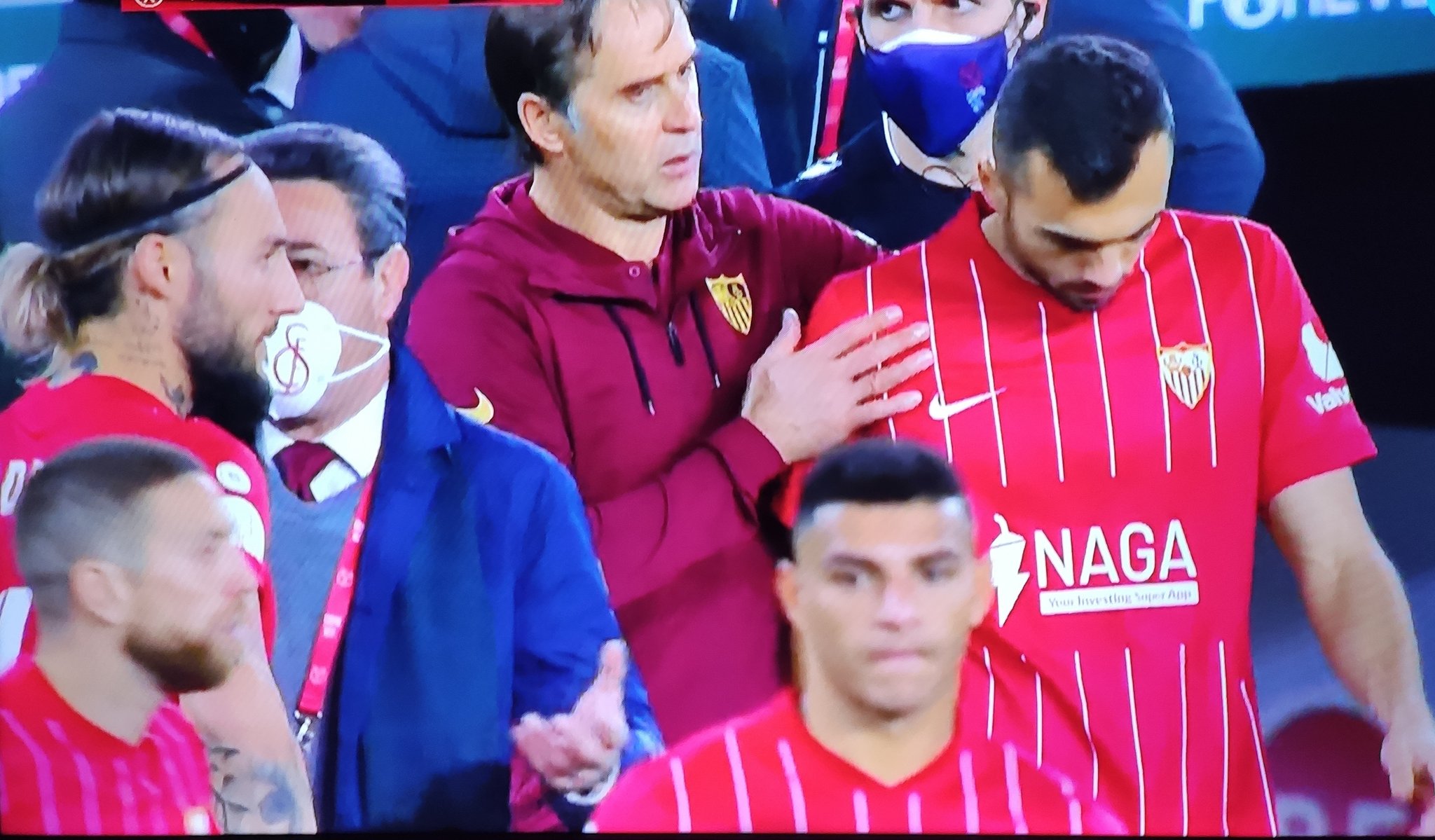 Julen Lopetegui kazał symulować swojemu piłkarzowi?! Zawodnicy Betisu oskarżają Sevillę o oszustwo