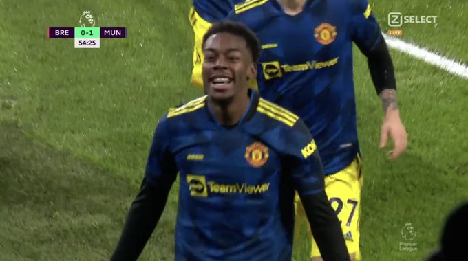 Cenne zwycięstwo Manchesteru United! Młodzi napastnicy bohaterami "Czerwonych Diabłów" [WIDEO]