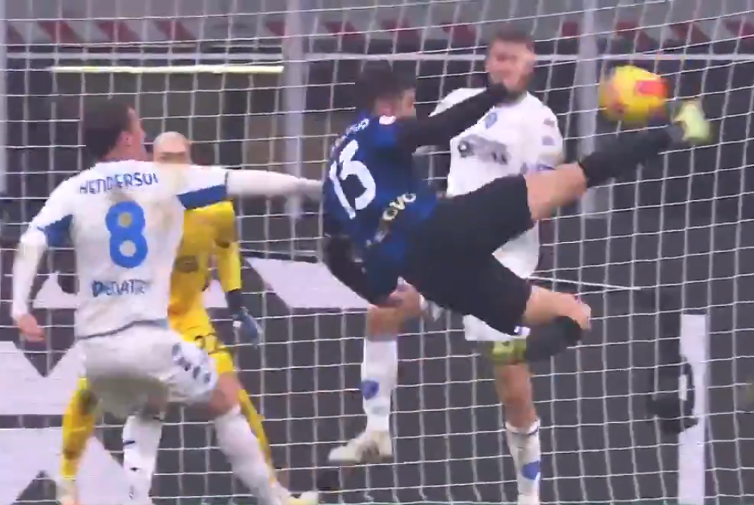 Inter Mediolan wyszarpał awans w Pucharze Włoch. Cudowny gol Ranocchii na wagę dogrywki [WIDEO]