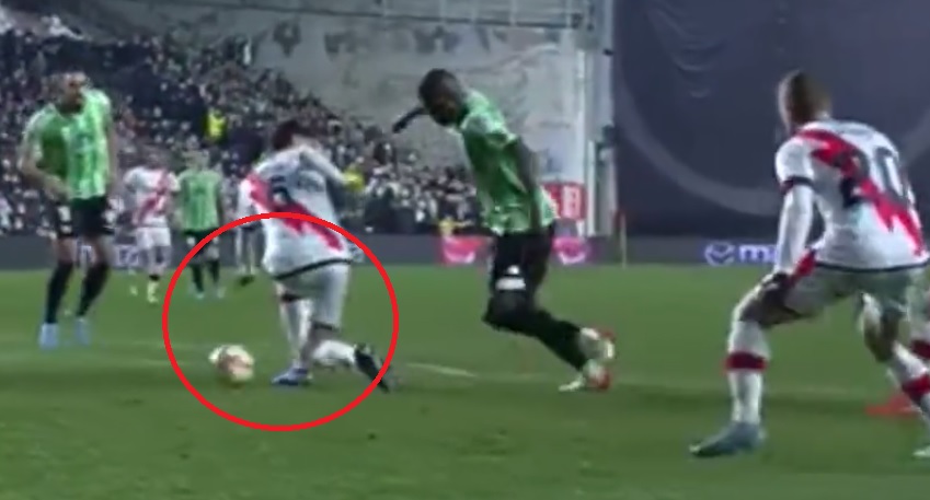 Ośmieszył rywala i dał drużynie zwycięstwo. Betis bliżej finału Pucharu Hiszpanii [WIDEO]
