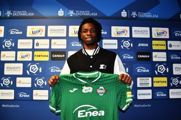 Nie przebił się w Radomiaku Radom, teraz zagrał dla FC Porto. Reprezentant Nigerii zadebiutował dla "Dragões"