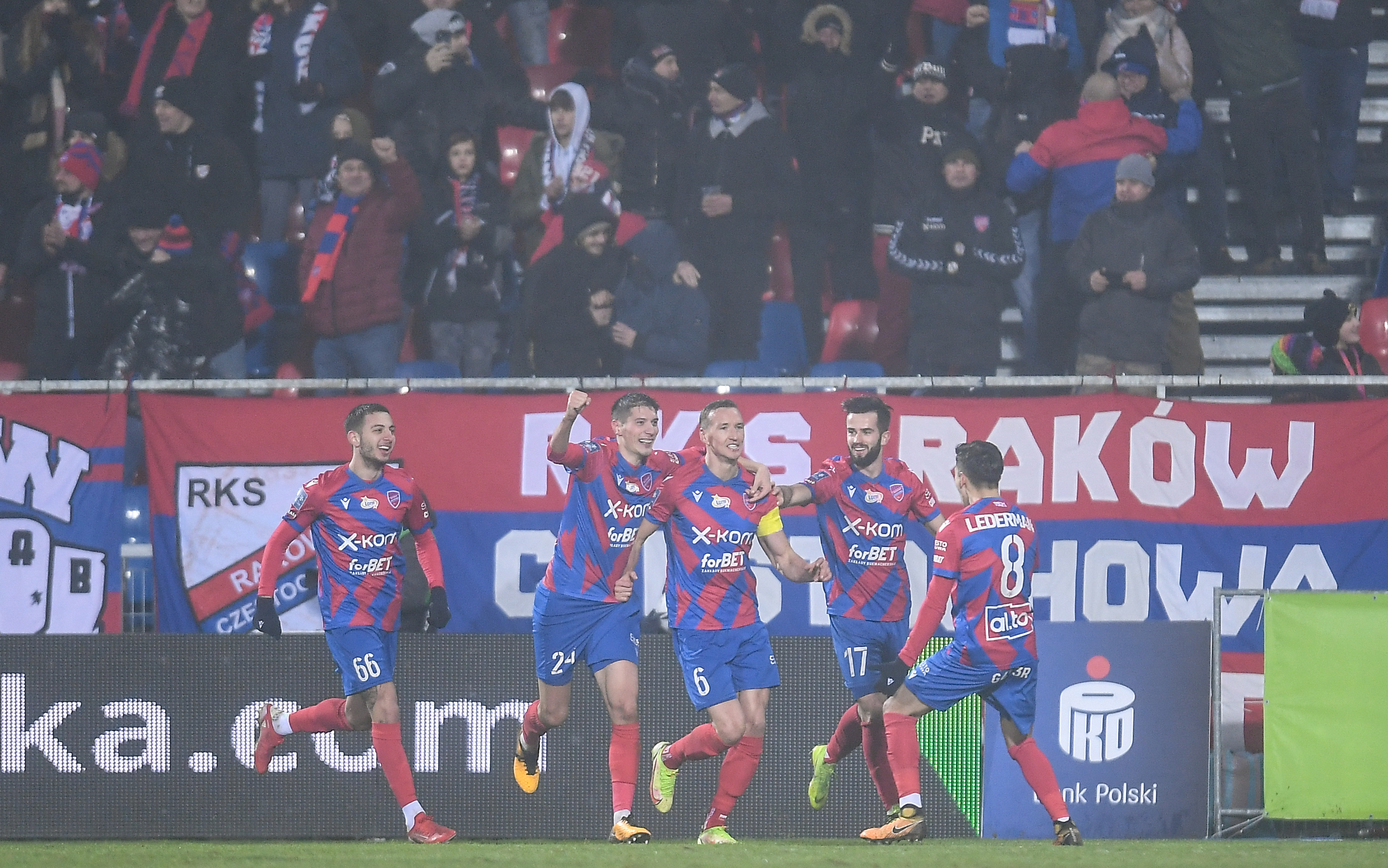 Gol w 12. sekundzie spotkania! Niecodzienny początek meczu w Ekstraklasie [WIDEO]