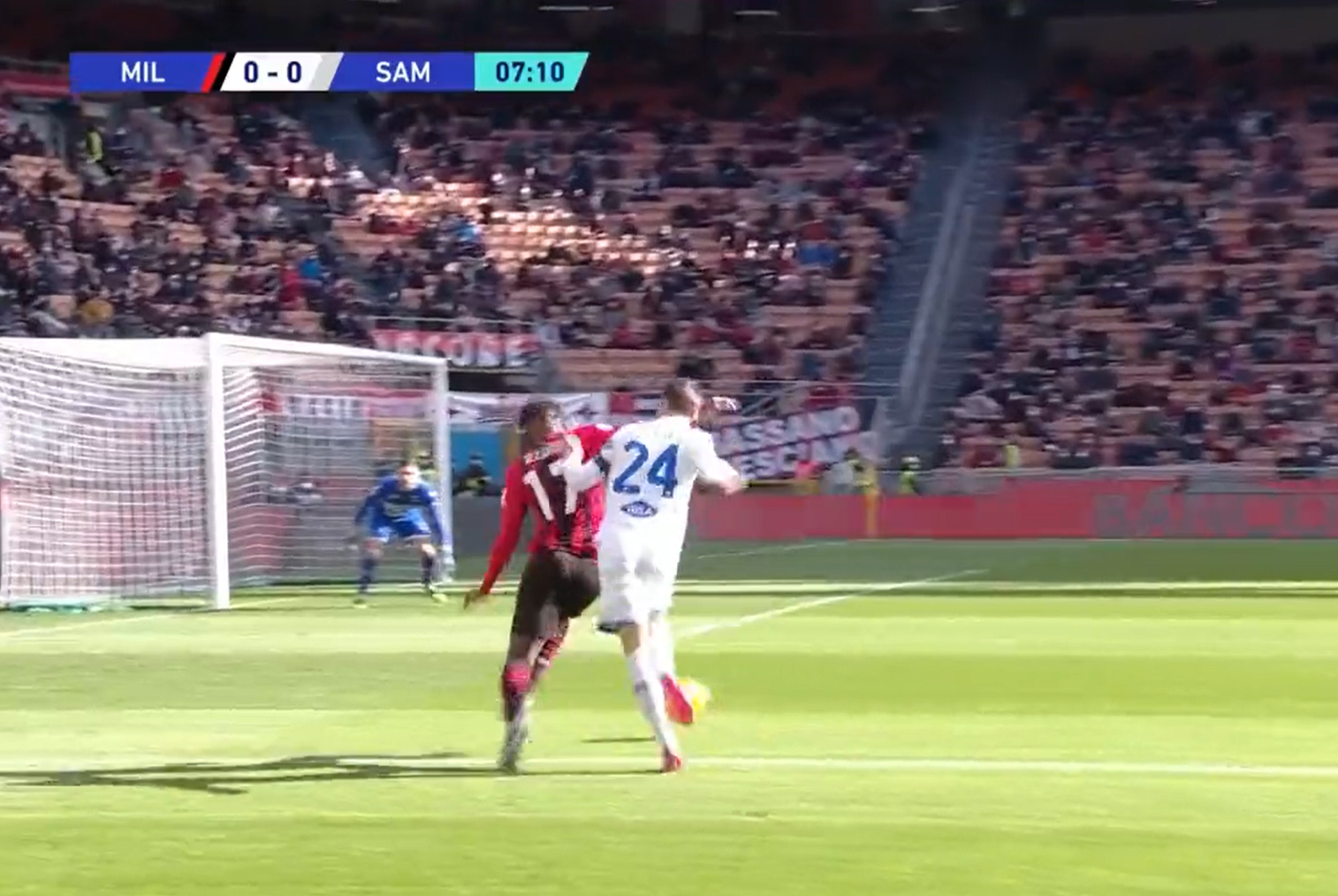 Bartosz Bereszyński zamieszany w zwycięskiego gola dla Milanu. Napastnik uciekł reprezentantowi Polski [WIDEO]