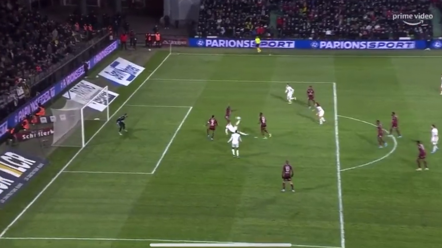 Gol przewrotką Arkadiusza Milika! Polak bohaterem Olympique Marsylia [WIDEO]