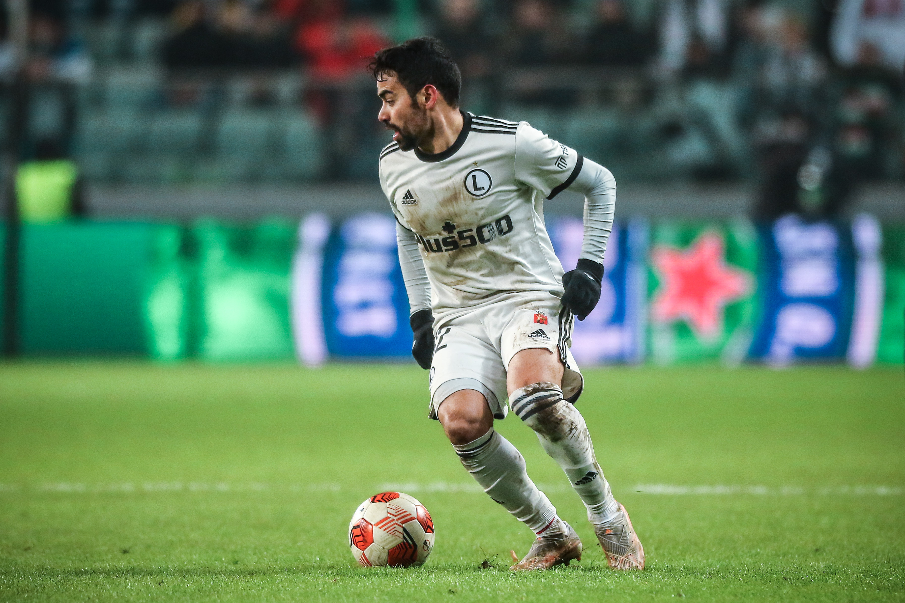Legia Warszawa sprzedała Luquinhasa! Jest oficjalne potwierdzenie transferu