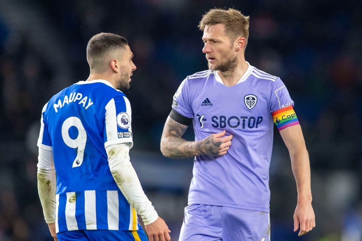 Leeds United potrzebuje wzmocnień. "Pawie" szukają nowego stopera, jest konkretny kandydat
