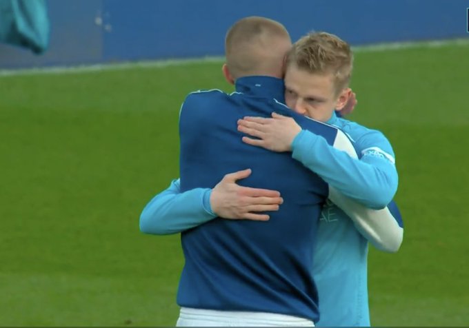 Wyjątkowa chwila przed meczem Premier League. Kibice nagrodzili brawami ukraińskich piłkarzy [WIDEO]