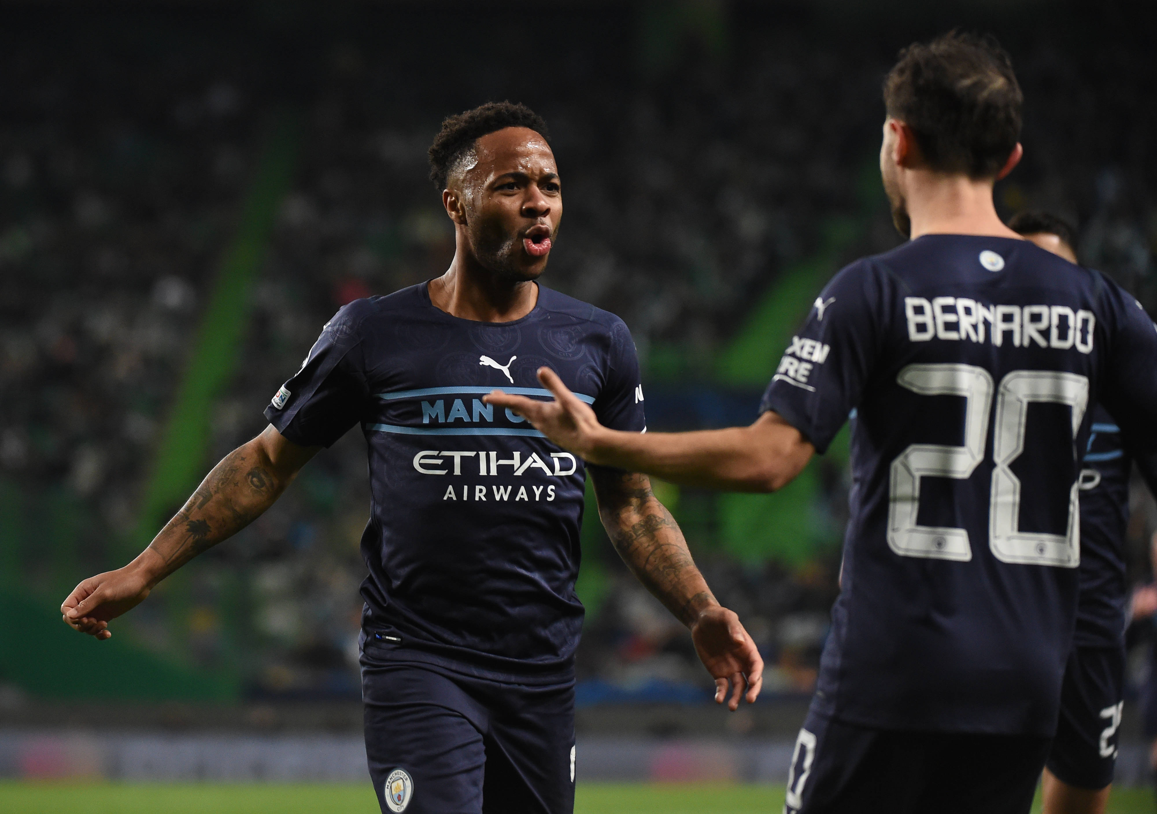 Raheem Sterling zostanie nowym piłkarzem Chelsea. "The Athletic" zdradza szczegóły umowy z Manchesterem City