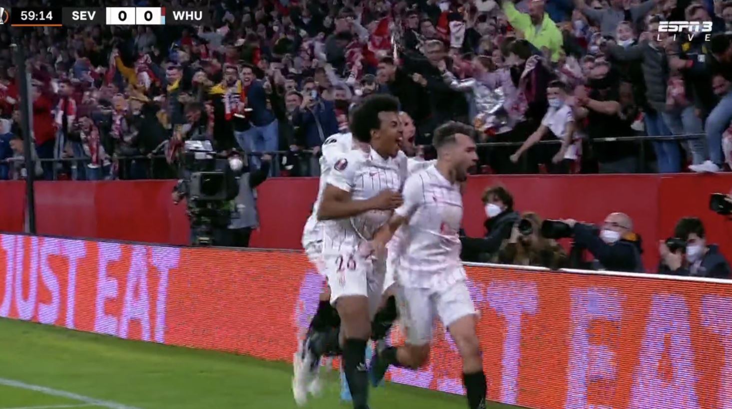 Sevilla lepsza od West Hamu w hicie Ligi Europy. Niespodziewany bohater hiszpańskiej drużyny [WIDEO]