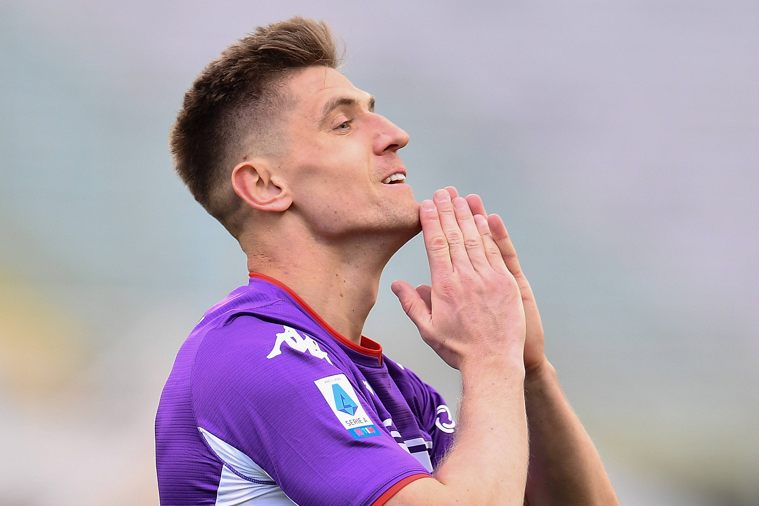Kłopoty Krzysztofa Piątka we Fiorentinie. Coraz trudniejsza sytuacja polskiego napastnika