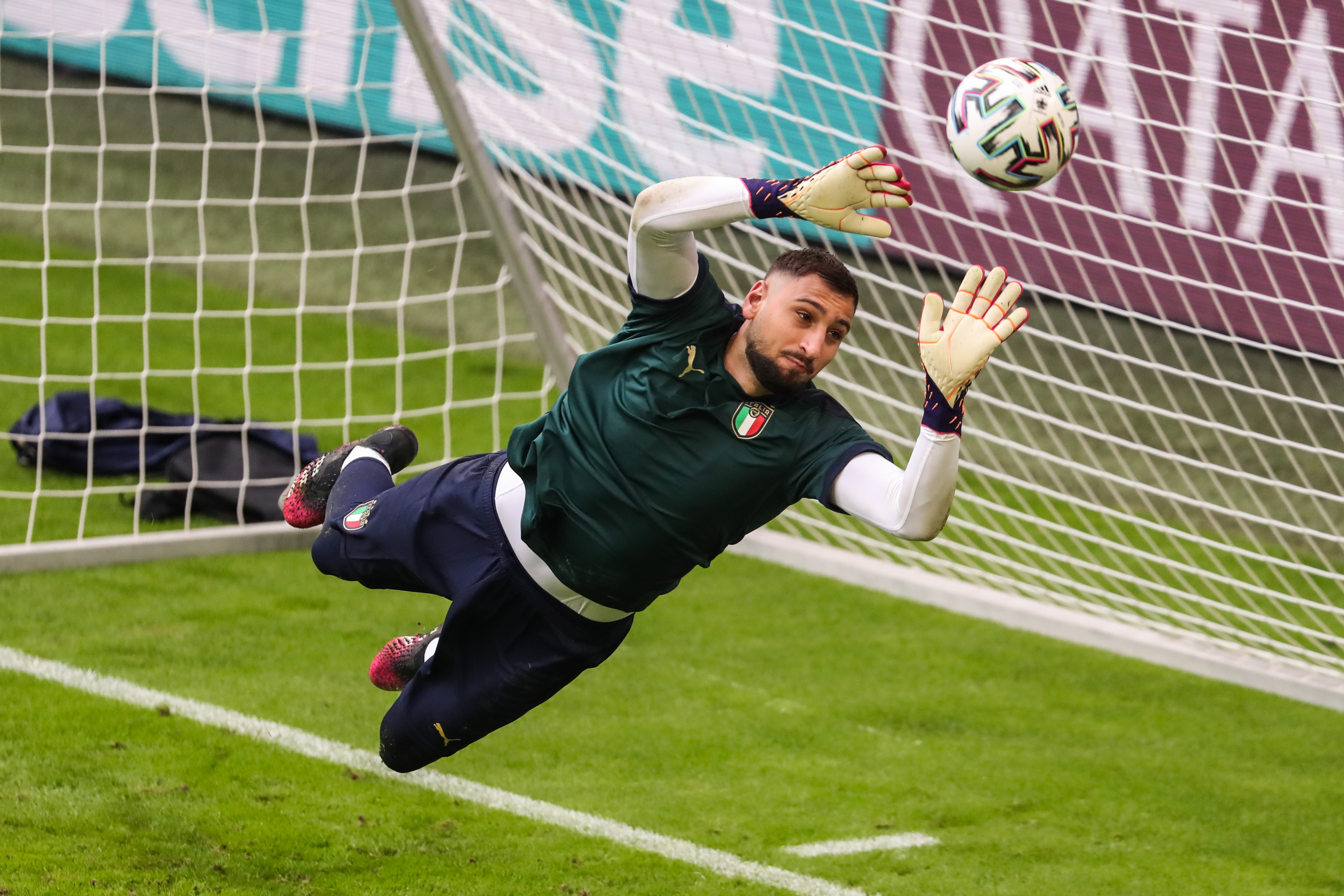 "Nie bądźmy jak rozpieszczone dzieci". Burza wokół Donnarummy. Piłkarze oburzeni, Spalletti wręcz przeciwnie