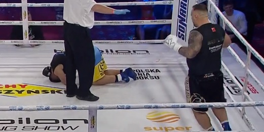 90 sekund walki i... koniec. Znany promotor znokautował konferansjera