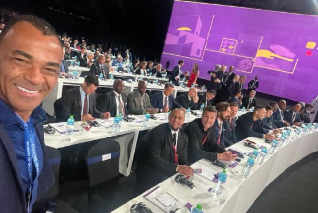 Zjazd legend na losowaniu grup MŚ. Słynni piłkarze obecni w Katarze