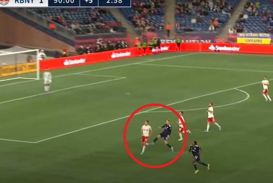 Adam Buksa wyrzucony z boiska w MLS. Brzydkie zachowanie reprezentanta Polski [WIDEO]