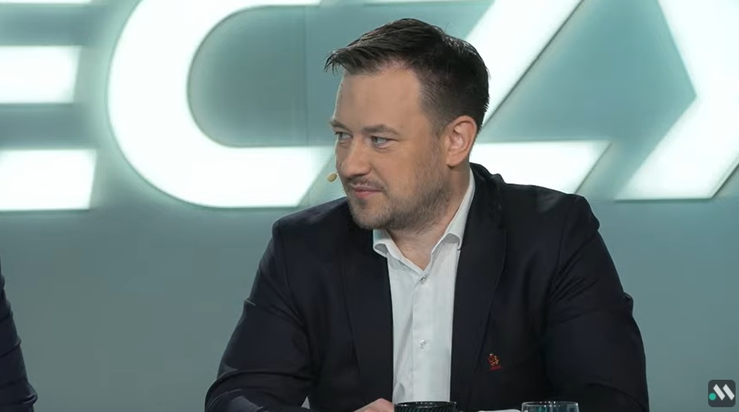 "Nawet z tym dzwonieniem za bardzo mu nie wyszło". Sekretarz generalny zakpił z rzecznika PZPN ws. Santosa