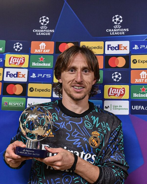 Luka Modrić został wybrany MVP meczu Real MadrytChelsea Sportbuzz Meczyki.pl Luka Modrić został wybrany MVP meczu Real MadrytChelsea Sportbuzz Meczyki.pl