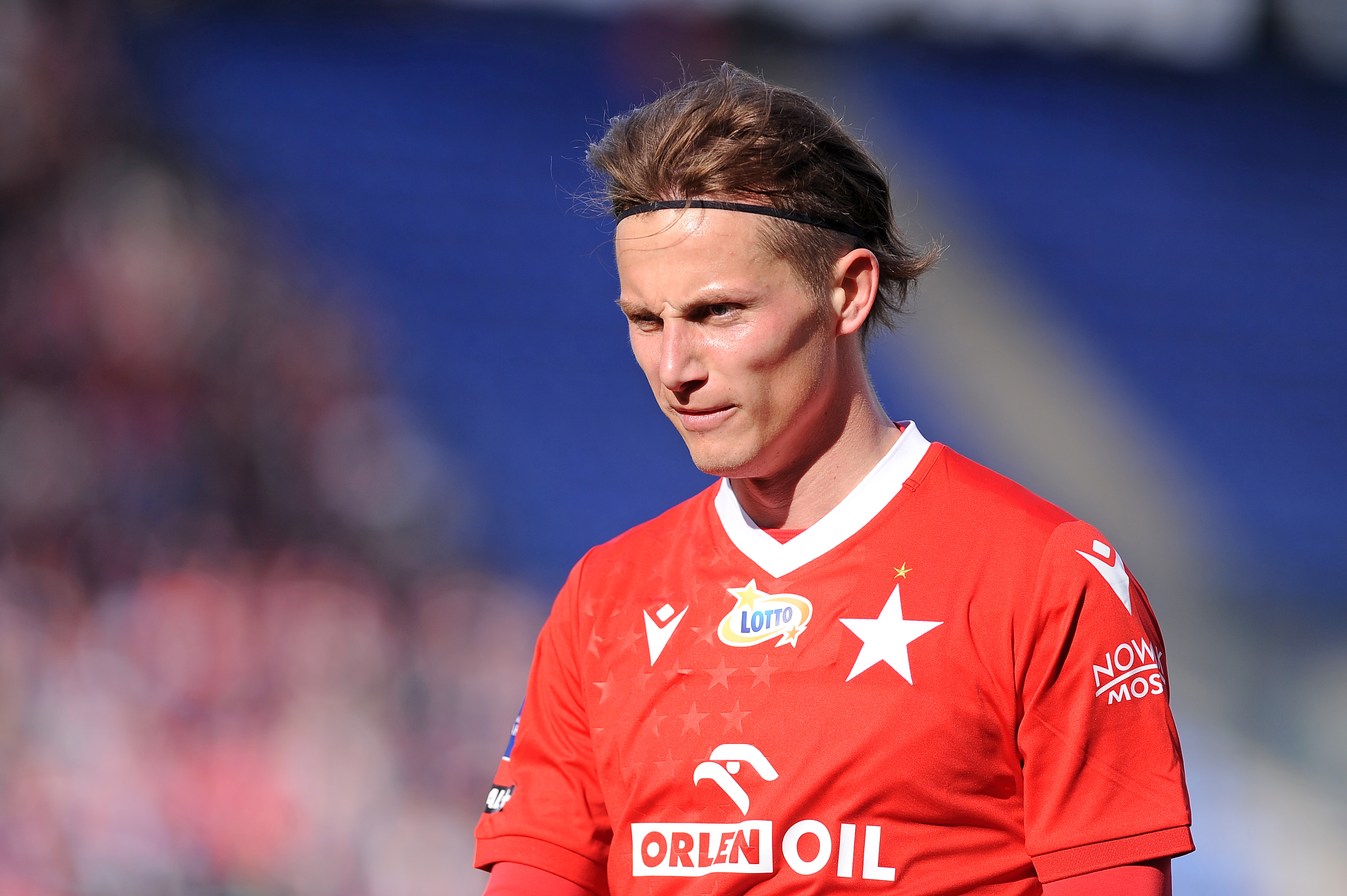 "To wielki klub. Jego miejsce jest wśród najlepszych". Piłkarz Wisły Kraków szczerze o utrzymaniu w lidze