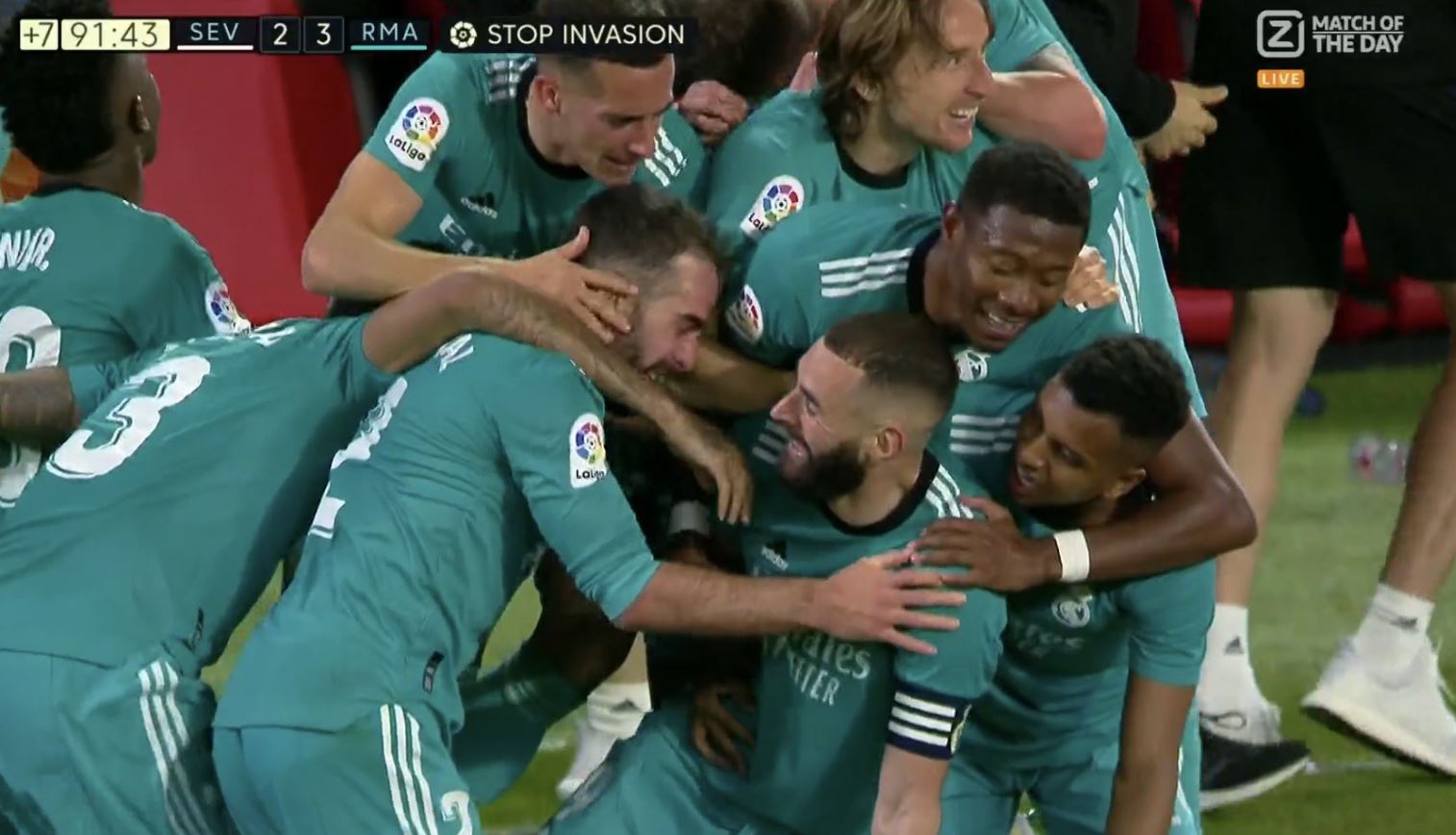 Niesamowita pogoń Realu w meczu z Sevillą! Od 0:2 do 3:2, mnóstwo sędziowskich kontrowersji [WIDEO]