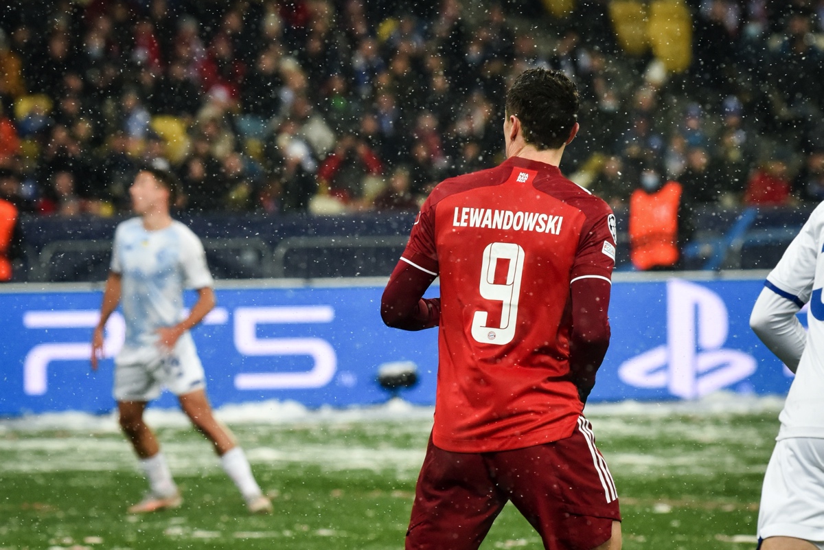 Media: Robert Lewandowski podjął kluczową decyzję. Tak zareagował na ofertę Bayernu