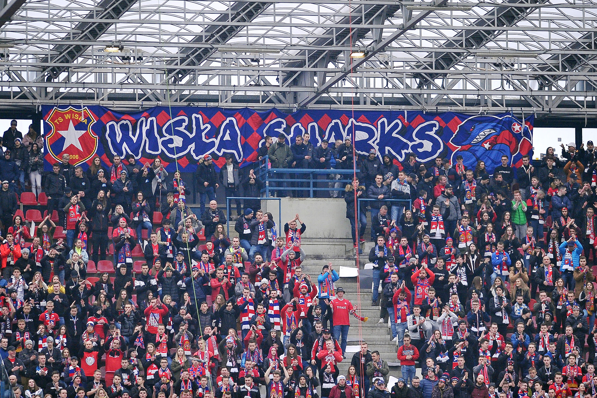 Wielki skandal w polskim sądownictwie. Mordercy z bojówki Wisły Kraków wychodzą na wolność