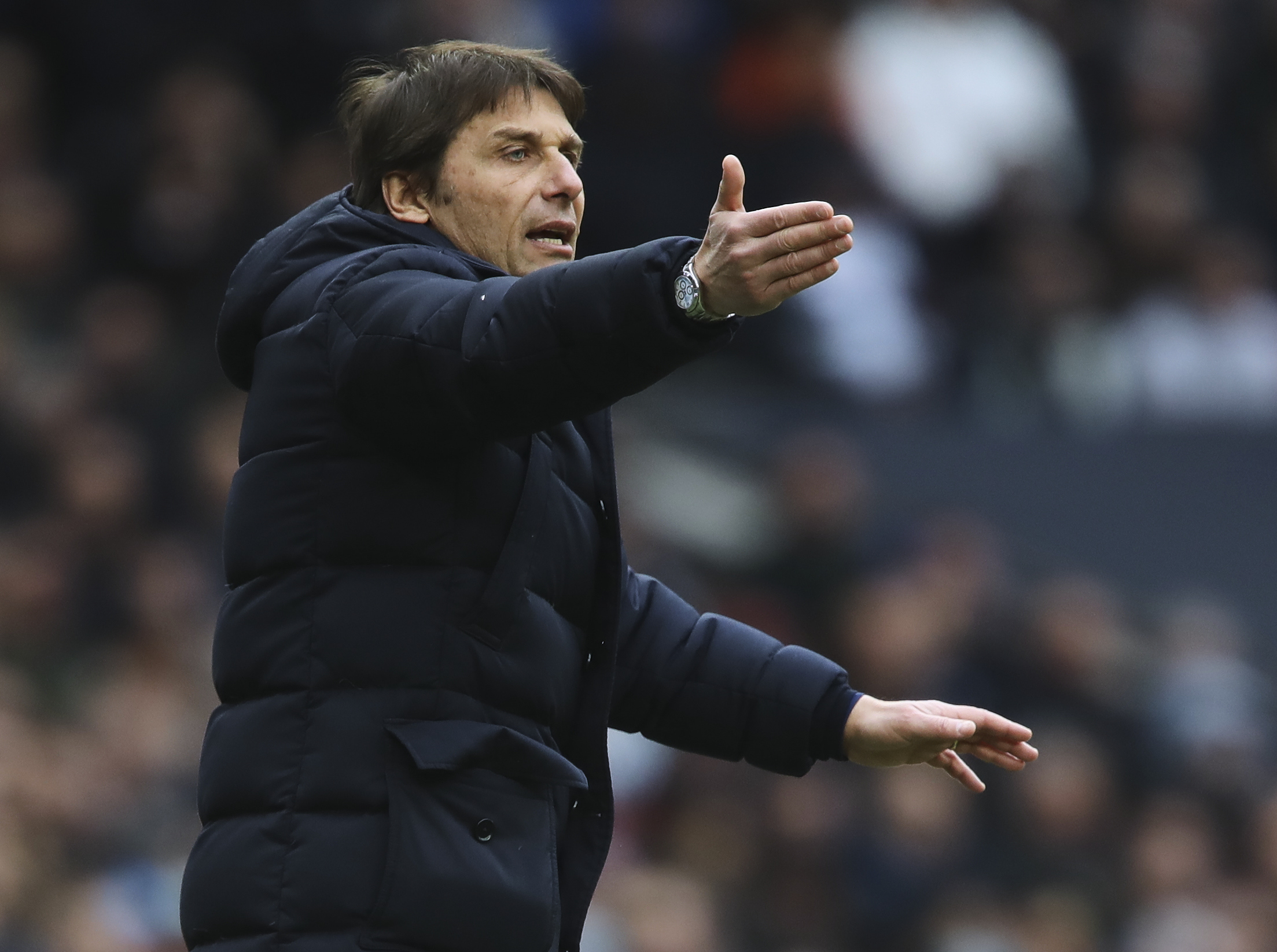 Coraz większe nerwy w Tottenhamie. Conte poucza szefów klubu. "W Anglii istnieje zły zwyczaj"