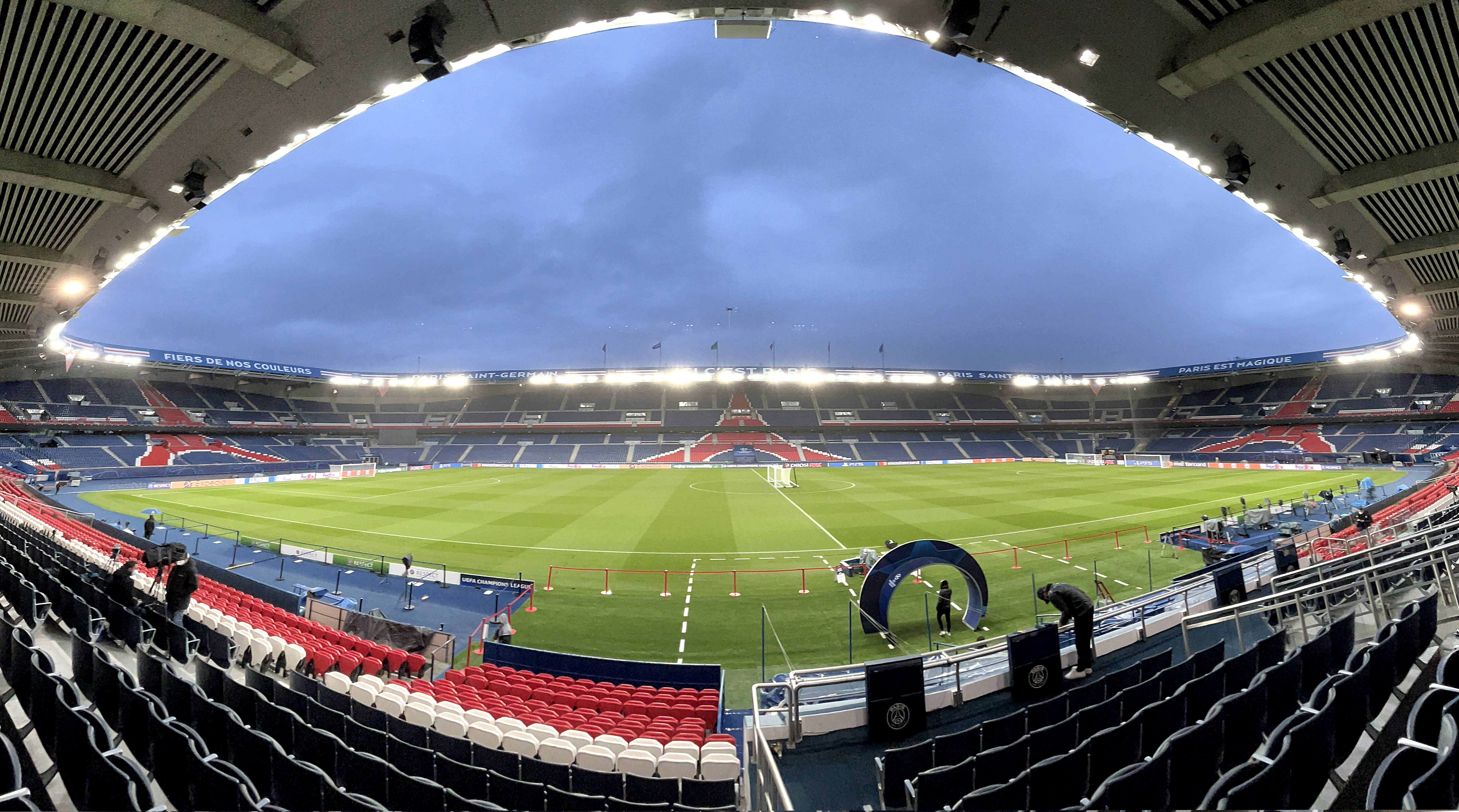 PSG złożyło ofertę zawodnikowi Barcelony. Paryżanie proponują astronomiczne pieniądze