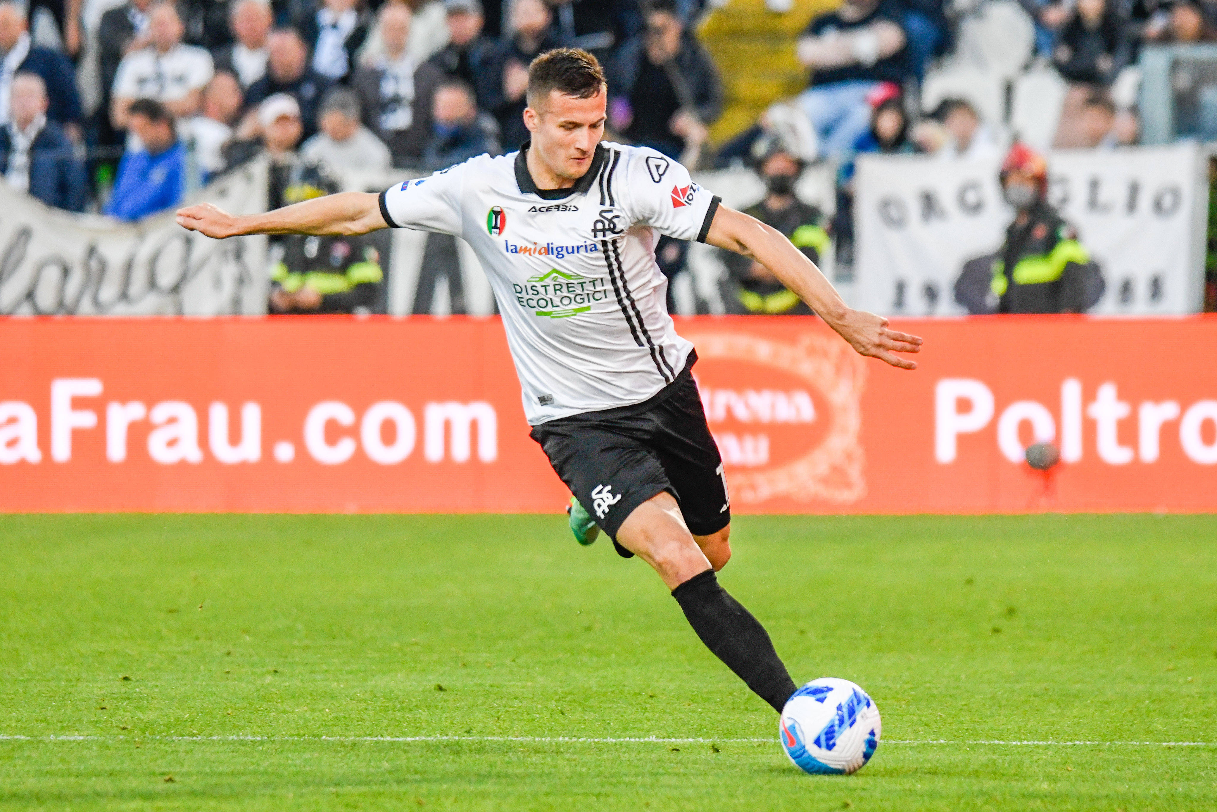 Udany wieczór dla Kiwiora, pechowy dla Recy. Klub Polaków utrzymał się w Serie A!