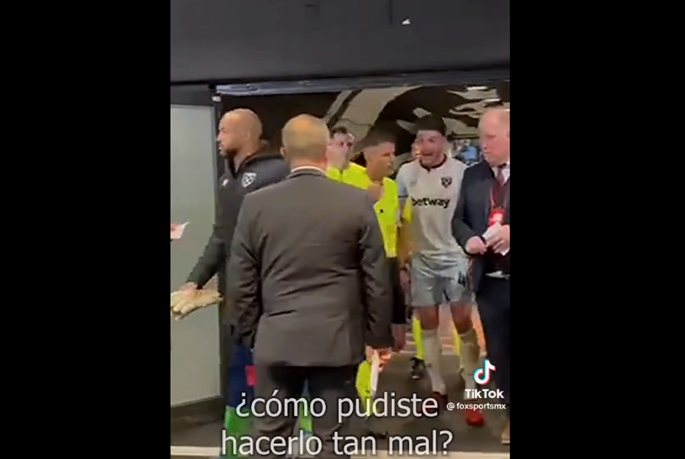 West Ham nie wytrzymał odpadnięcia z LE. Szokujące zachowanie Moyesa, Rice zarzucił sędziemu korupcję [WIDEO]