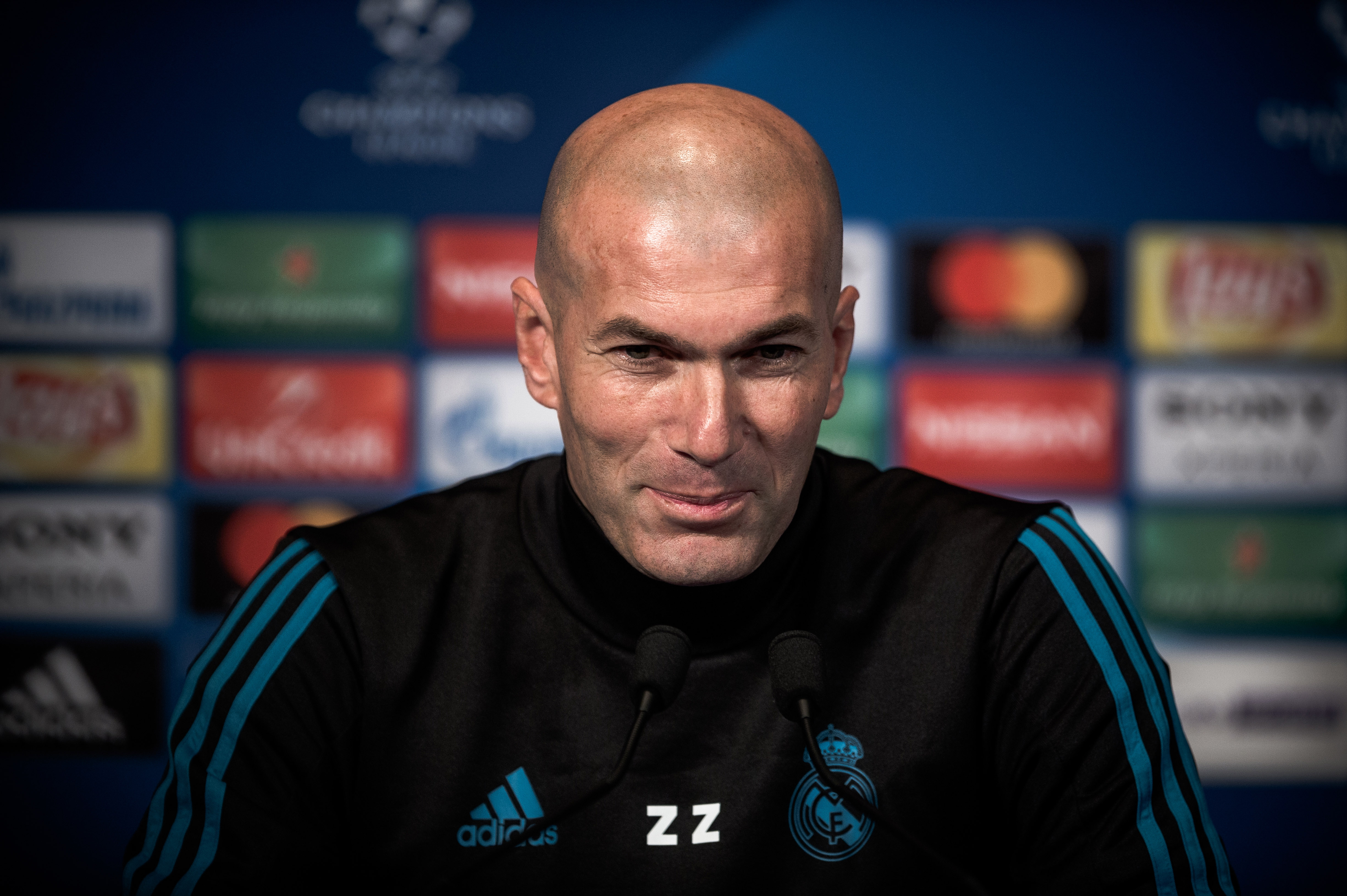 Media: Kolejny klub chce zatrudnić Zinedine'a Zidane'a. Ekscentryczny właściciel chce przekonać Francuza