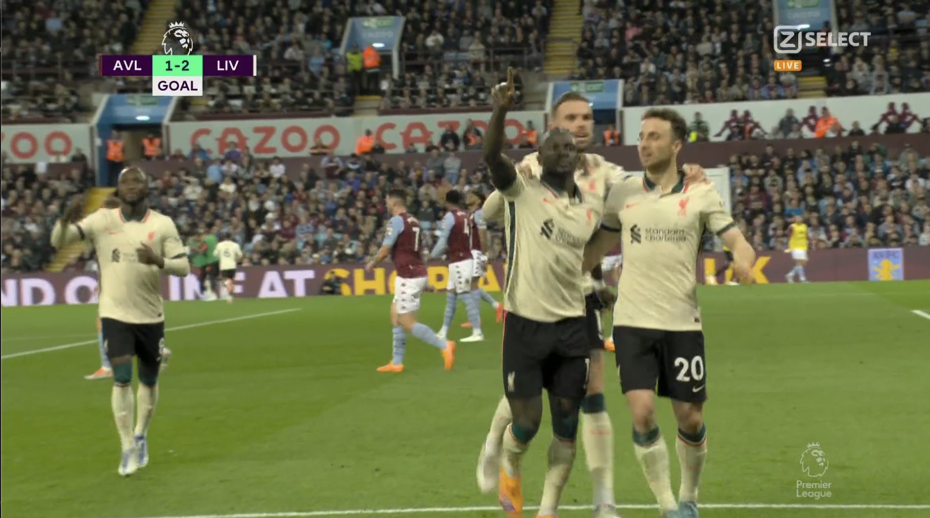 Liverpool zaczął fatalnie, ale odwrócił losy meczu. Bezcenne zwycięstwo "The Reds" [WIDEO]