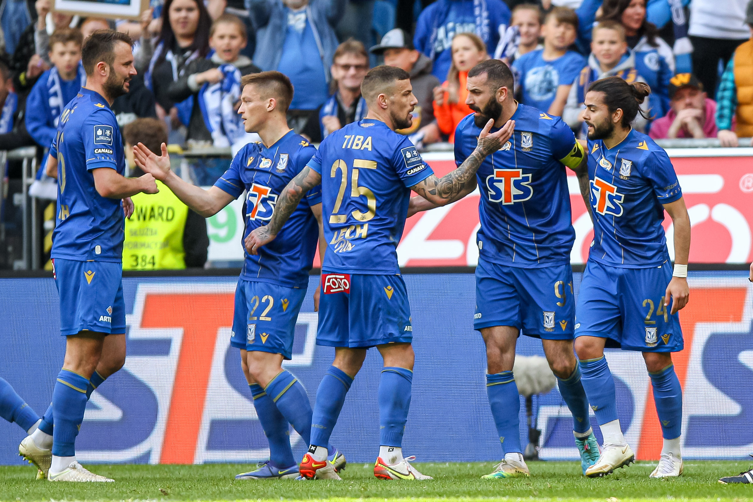 Lech Poznań jak Manchester City i Milan. Co przyniesie końcówka sezonu? W Europie zacierają ręce