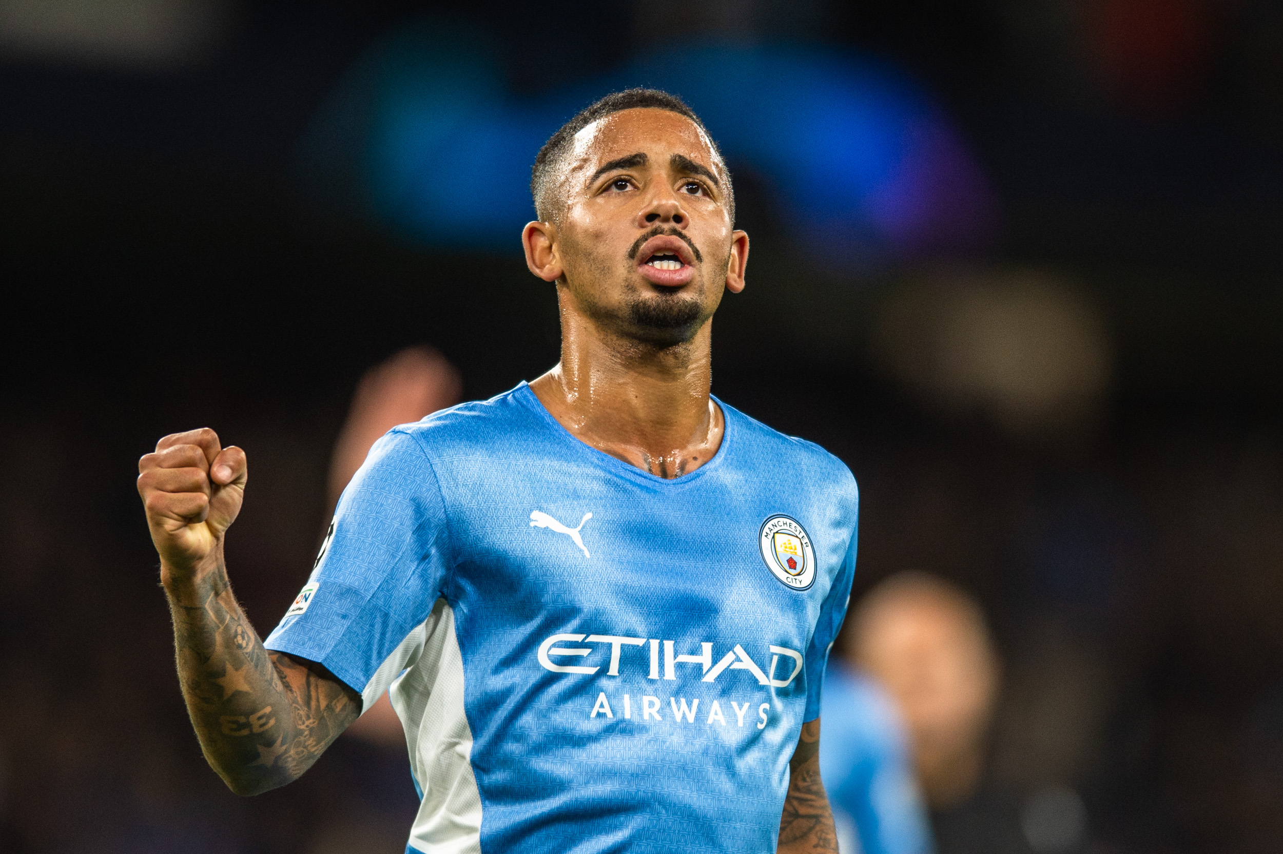 Twitter płonie po szalonej końcówce sezonu w Premier League. "Co to jest za historia, esencja futbolu"