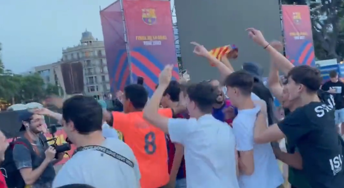 Kibice FC Barcelony dworują z Realu Madryt. "Gdzie jest wasz Mbappe?!" [WIDEO]