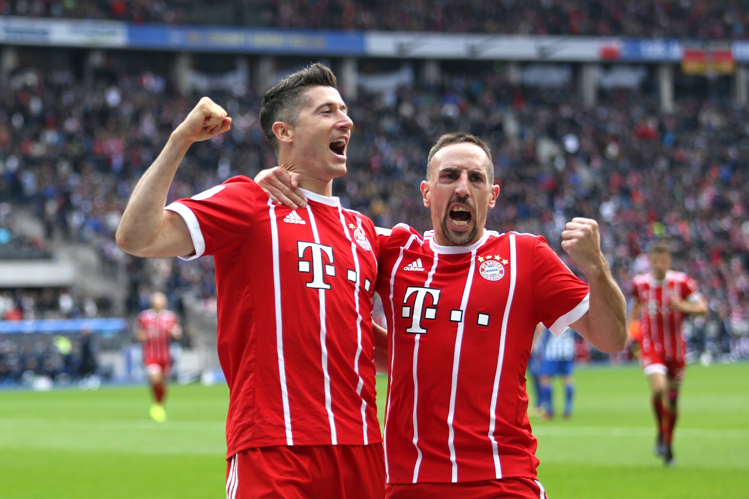 Ribery wspiera Lewandowskiego ws. transferu. "Życzę mu, żeby to się spełniło"