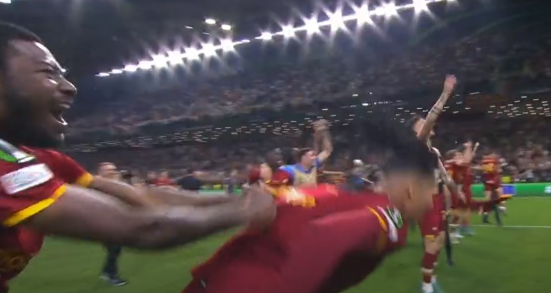 AS Roma wygrała Ligę Konferencji Europy! Historyczny sukces Jose Mourinho i Nicoli Zalewskiego [WIDEO]