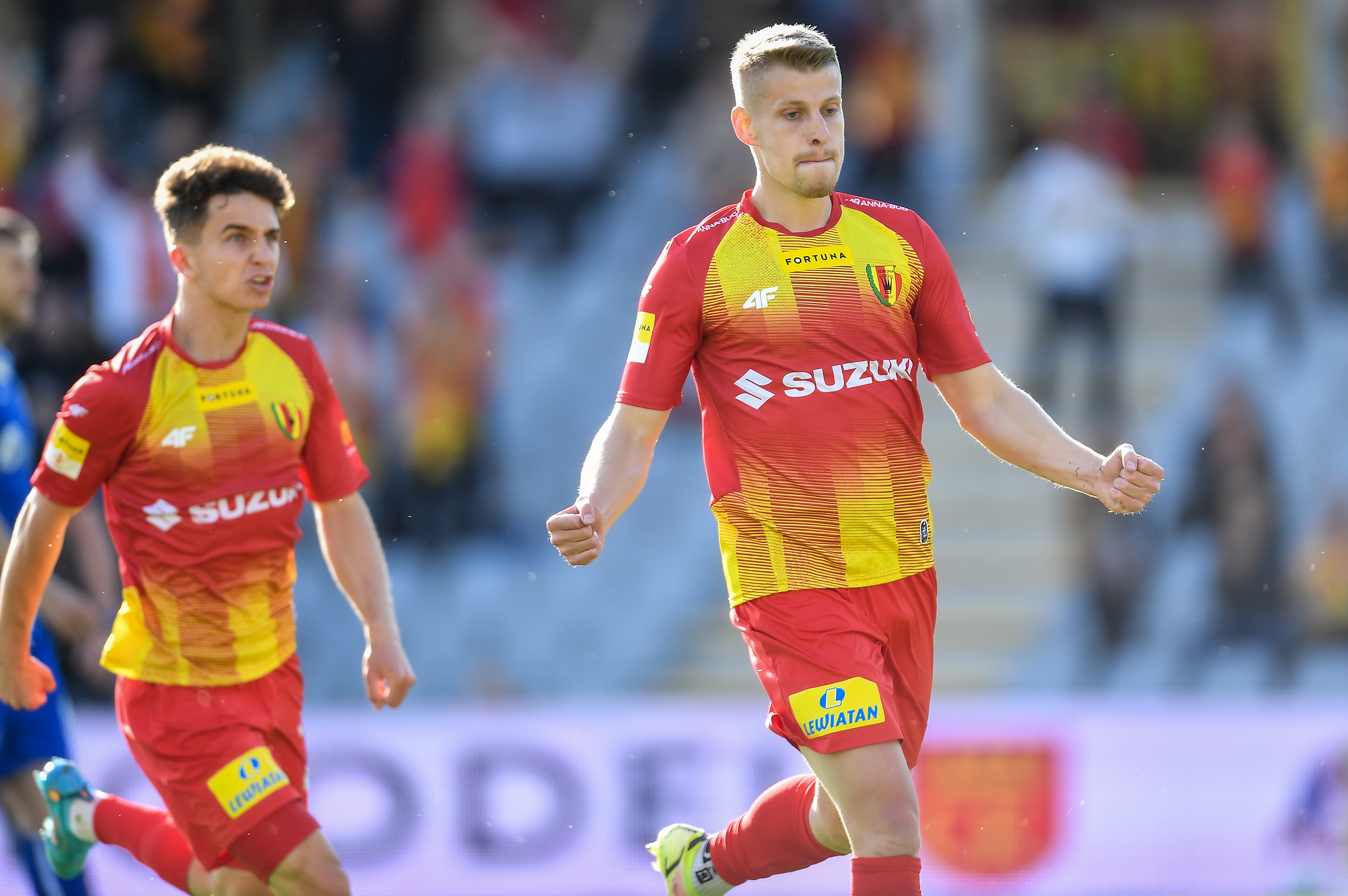 Korona Kielce o krok od awansu do Ekstraklasy! Ekipa Leszka Ojrzyńskiego w finale baraży [WIDEO]