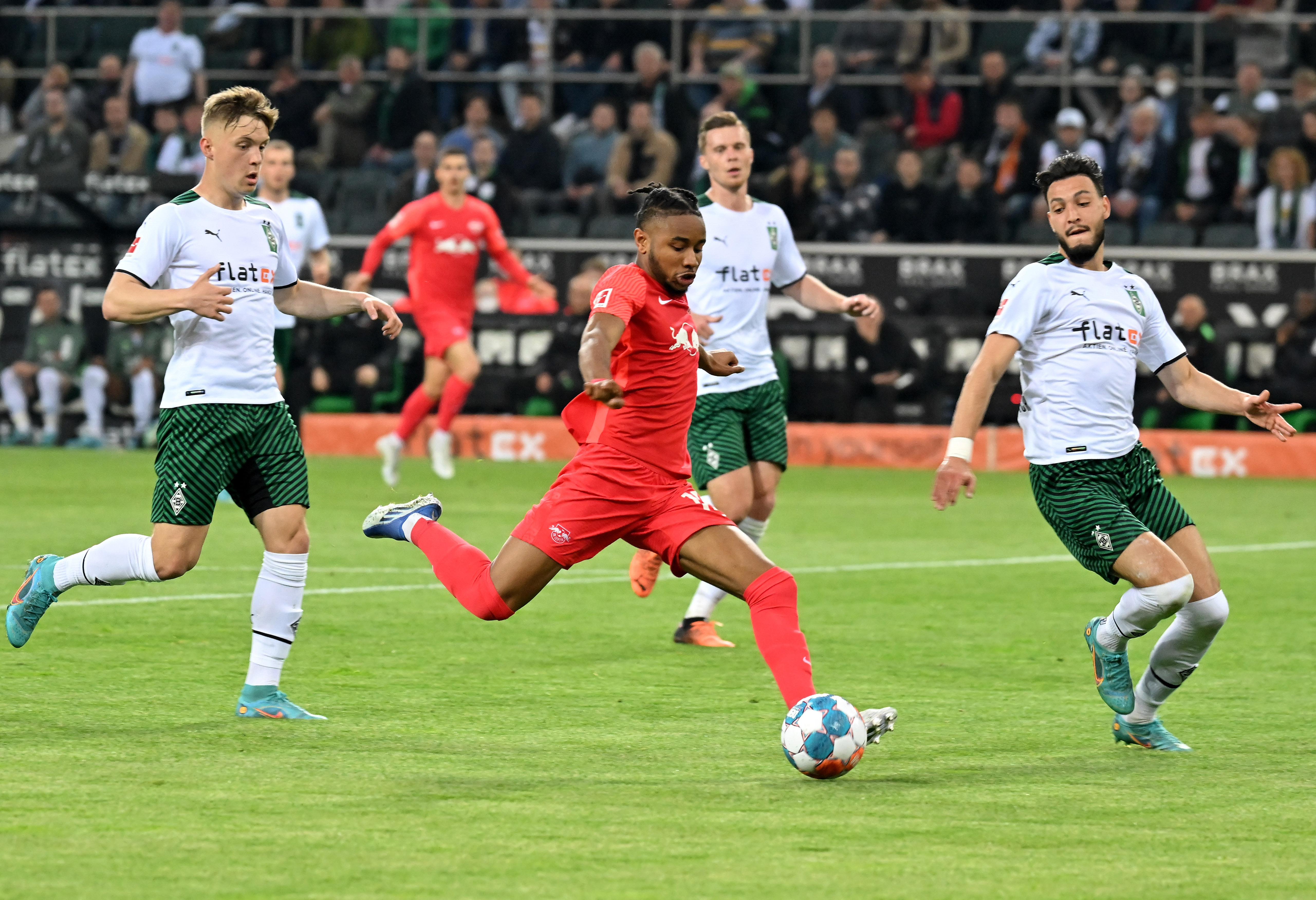 Christopher Nkunku na celowniku klubu z Premier League. Niedługo do Lipska spłynie oficjalna oferta