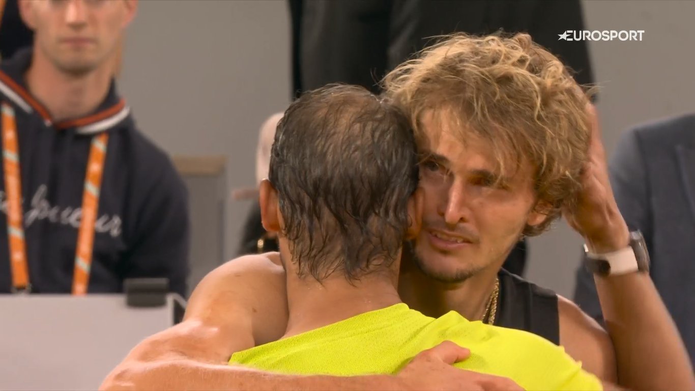 Koszmar Alexandra Zvereva! Rafael Nadal w finale Roland Garros po fatalnej kontuzji rywala [WIDEO]