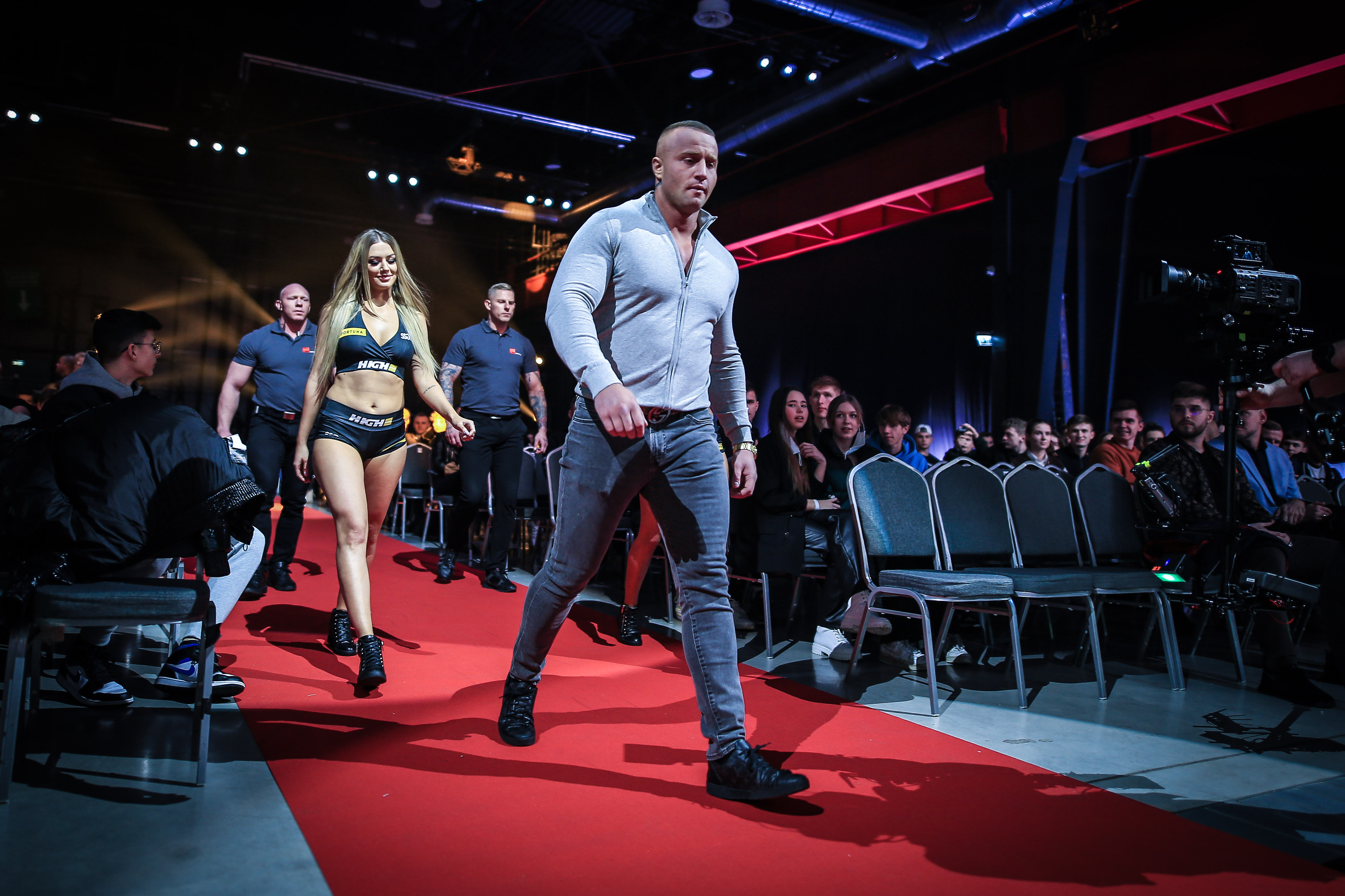 Gwiazdor KSW zabrał głos ws. potencjalnej walki z Denisem Załęckim. Zdradził, co myśli o freakfighterze