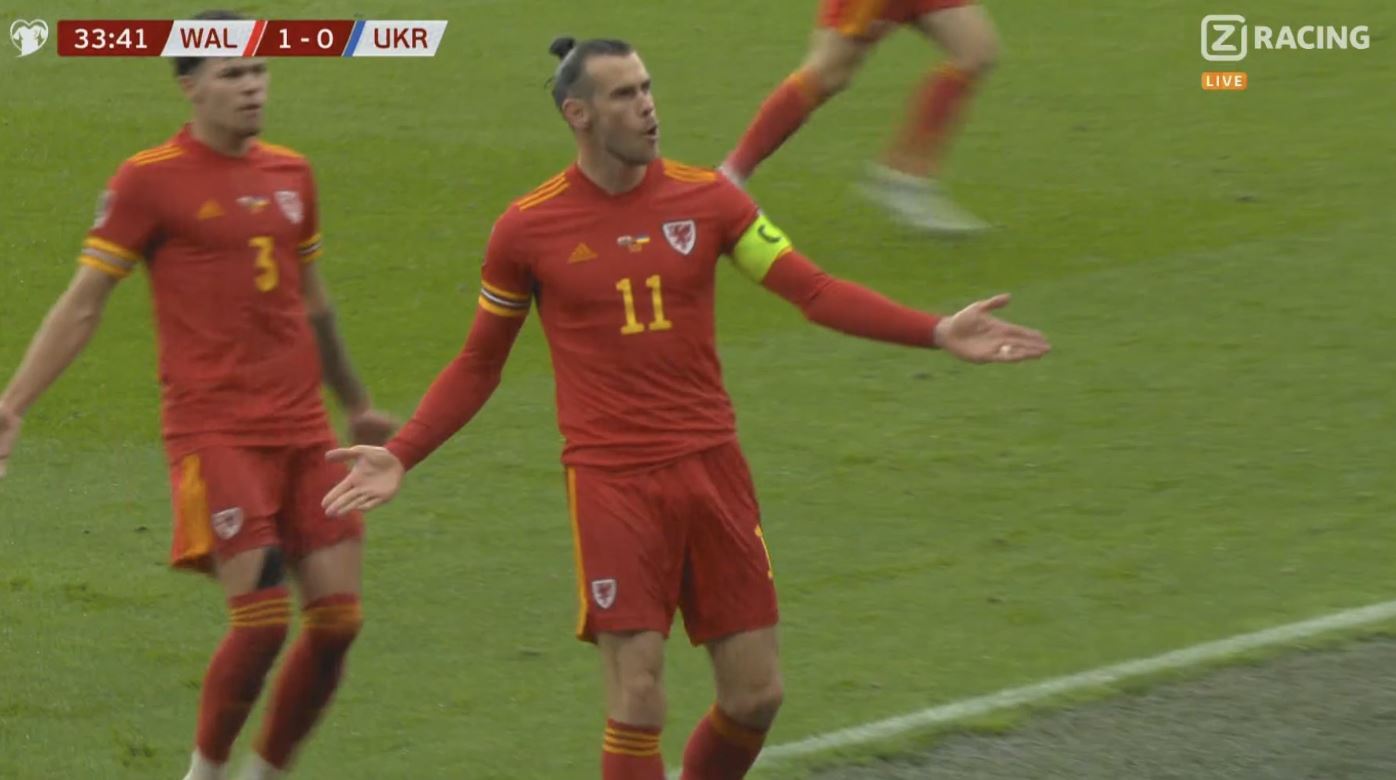 Gareth Bale wprowadził Walię na mundial! Samobójczy gol pogrążył Ukraińców [WIDEO]