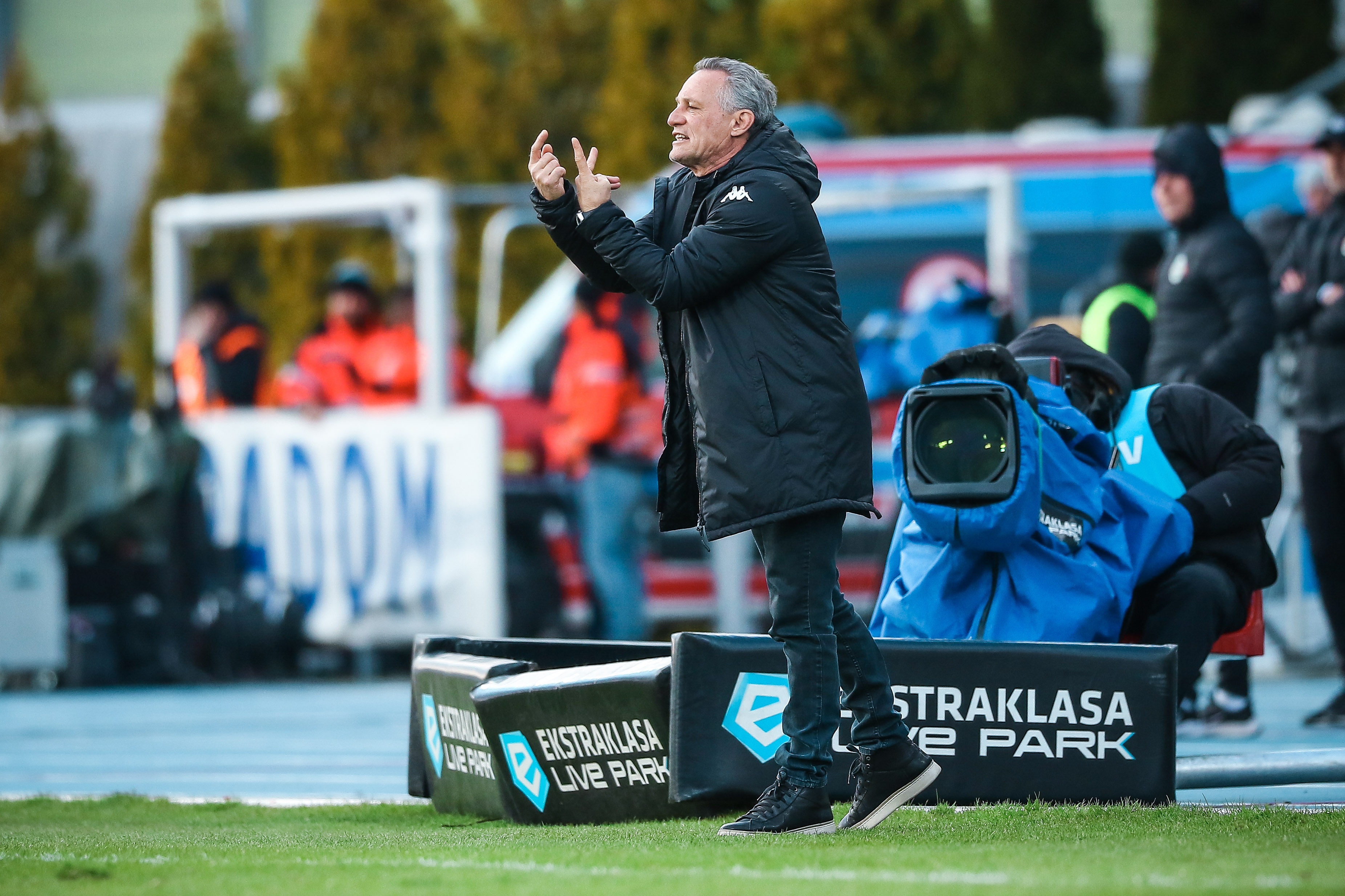 Media: Jagiellonia Białystok wybrała nowego trenera! Zaskakujący następca Piotra Nowaka