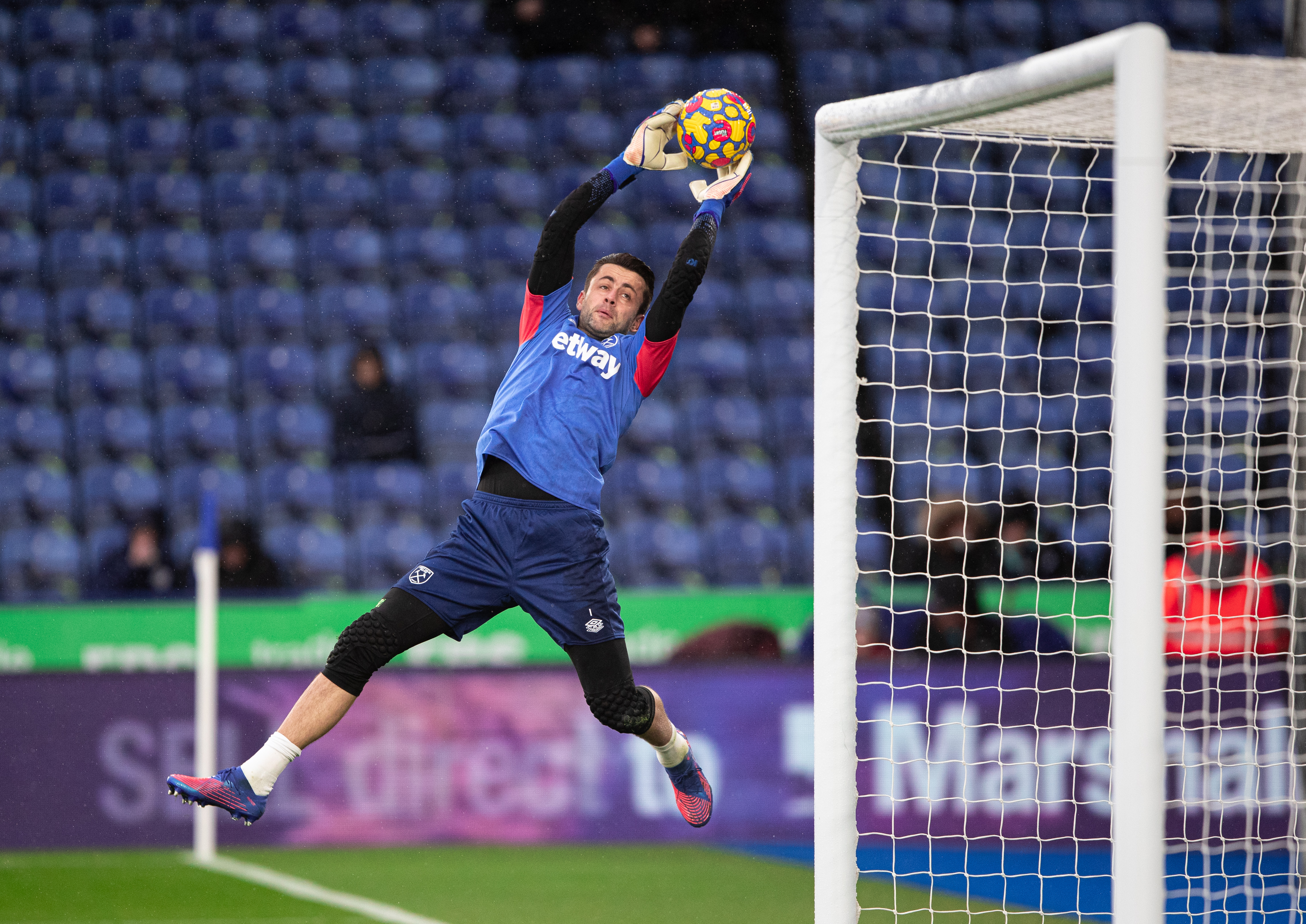 Łukasz Fabiański będzie miał konkurenta. West Ham United kupuje bramkarza