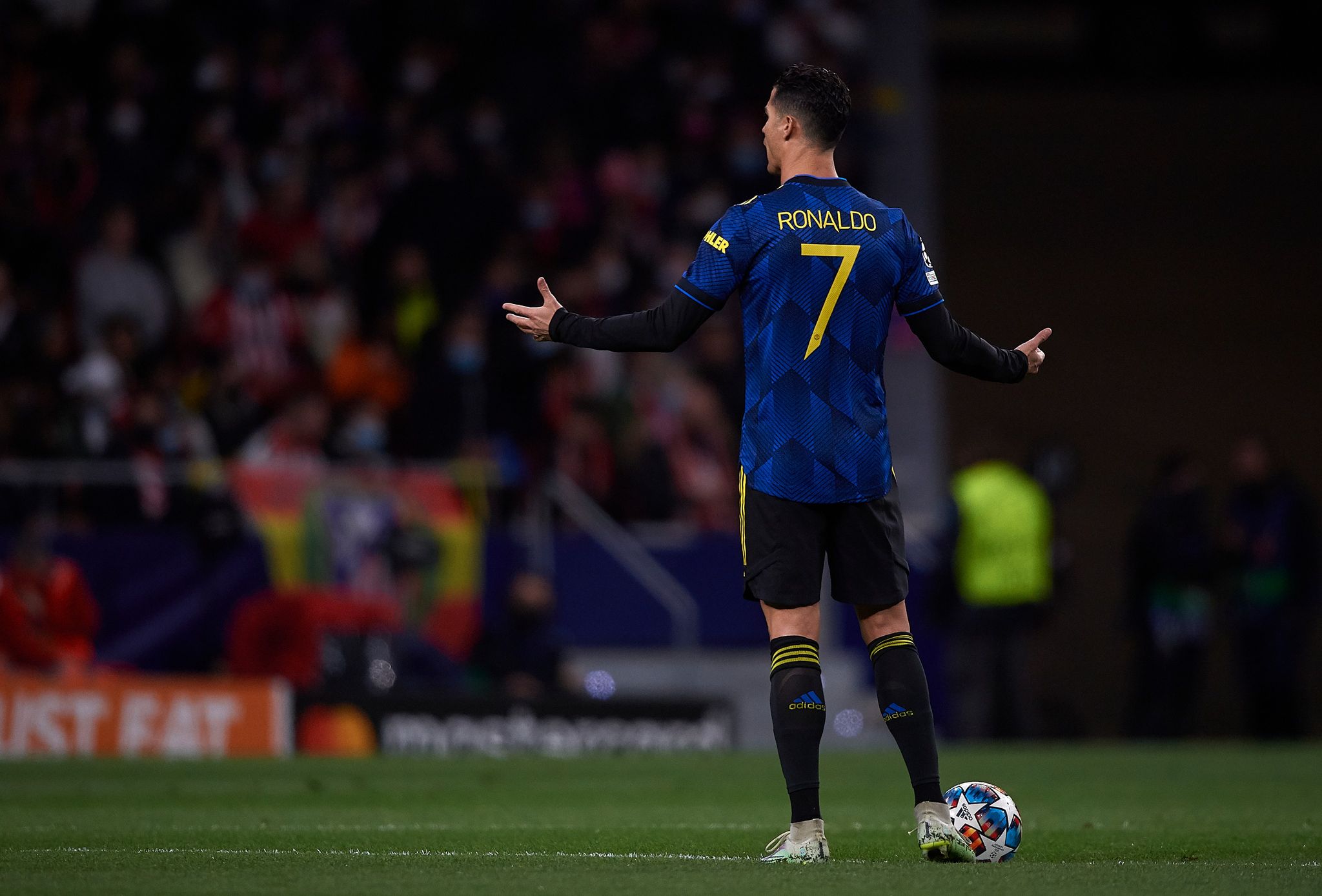 Erik ten Hag skrytykował piłkarzy Manchesteru United. Oberwało się Cristiano Ronaldo. "To nie do przyjęcia"