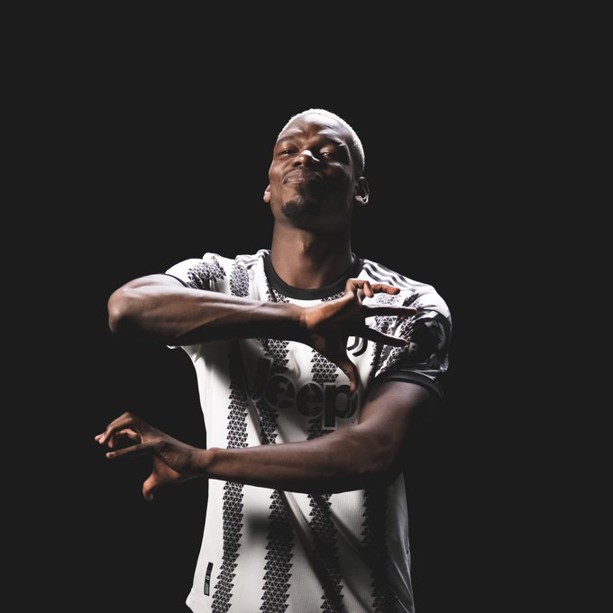 #Pogback stał się faktem! Paul Pogba oficjalnie piłkarzem Juventusu [WIDEO]