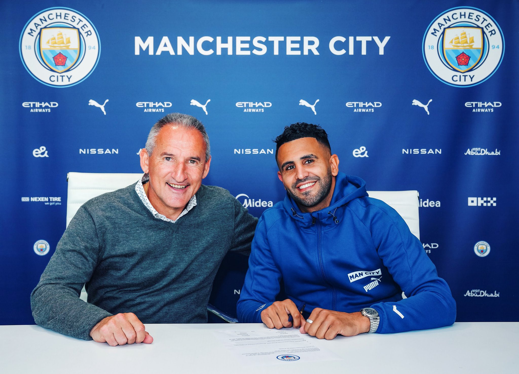 Skrzydłowy Manchesteru City podpisał nową umowę. To ważny element układanki Guardioli