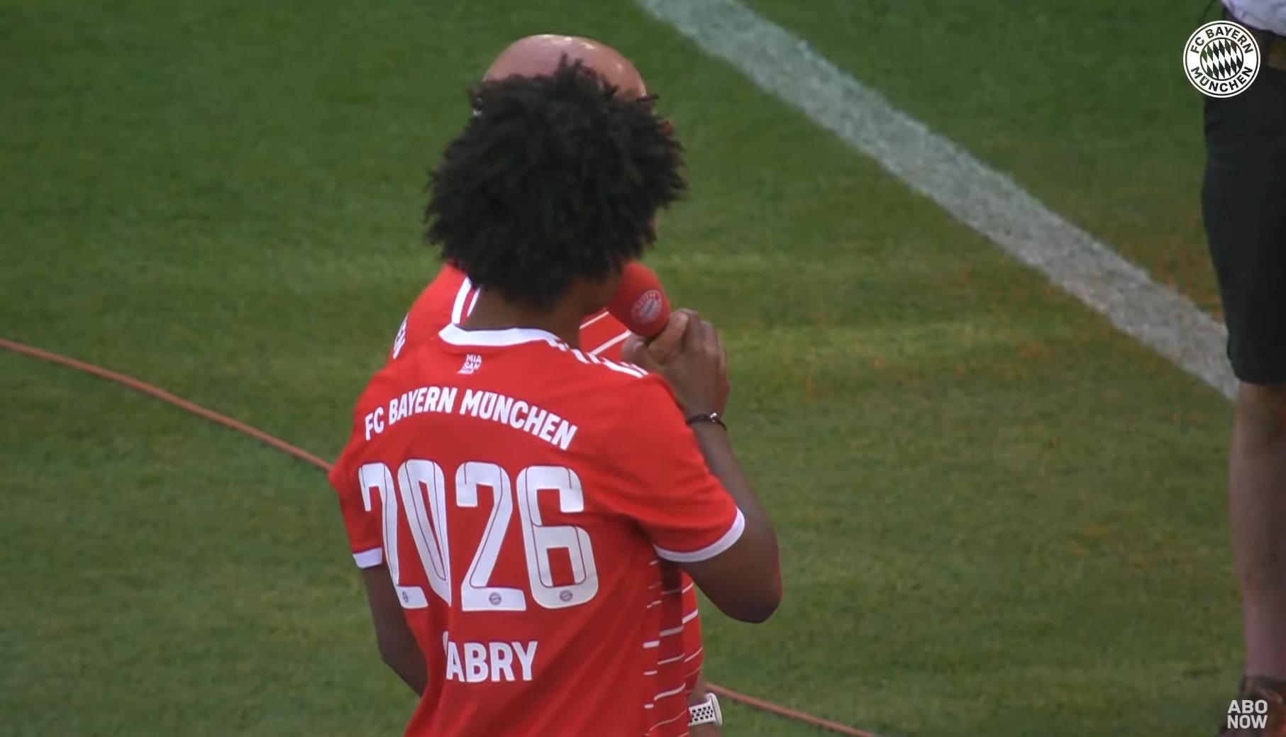 Wyjaśniła się przyszłość Serge'a Ganbry'ego. Bayern Monachium wydał oficjalny komunikat [WIDEO]