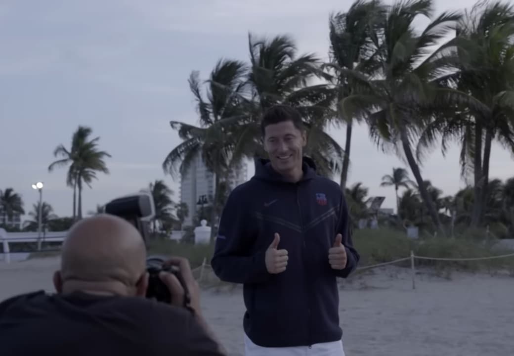 Prezentacja Roberta Lewandowskiego w Barcelonie opóźniona. Dziennikarz podał nowy termin ceremonii