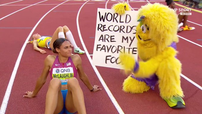 Kosmiczny rekord świata w Eugene! Sydney McLaughlin frunęła nad bieżnią [WIDEO]